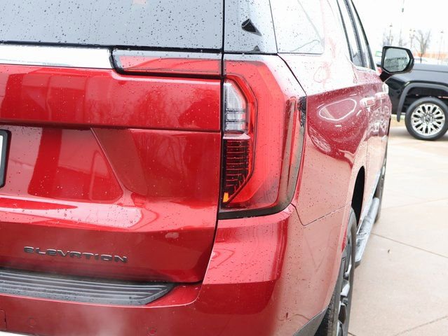 New 2026 GMC Yukon Elevation image 16