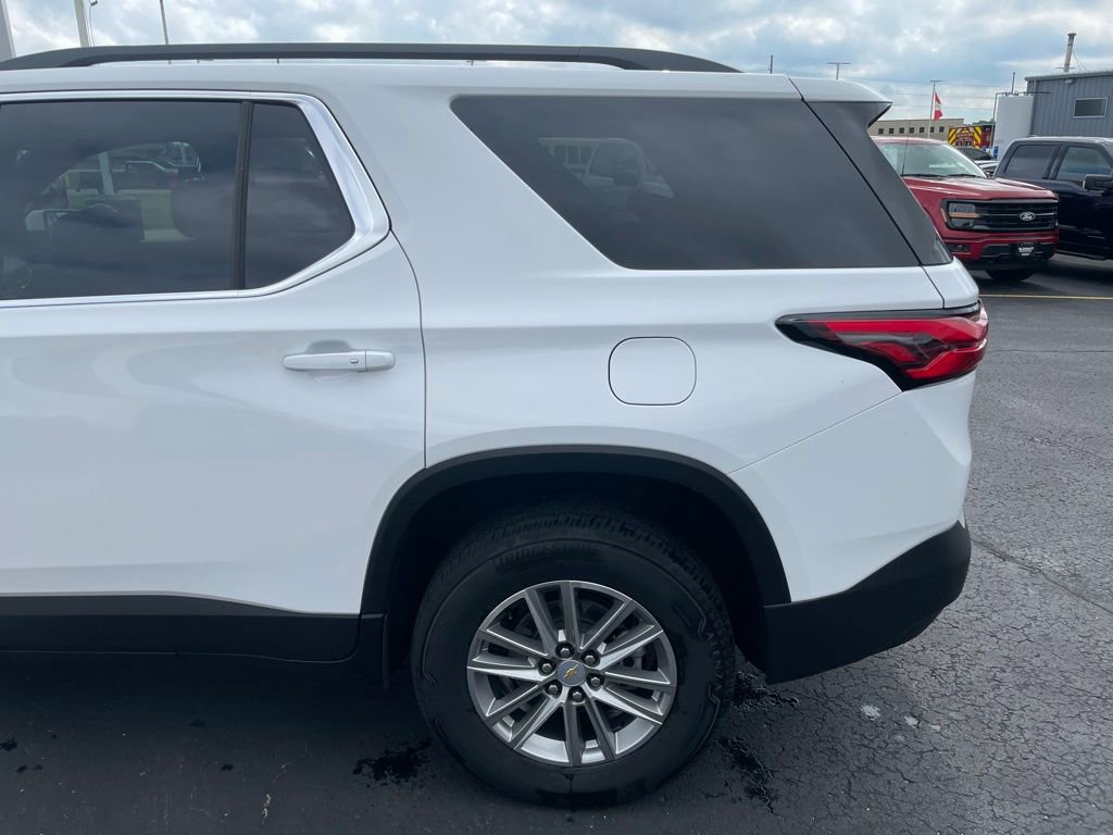 Used 2023 Chevrolet Traverse LT image 26