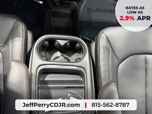 New 2027 Chrysler Pacifica Select FWD image 19