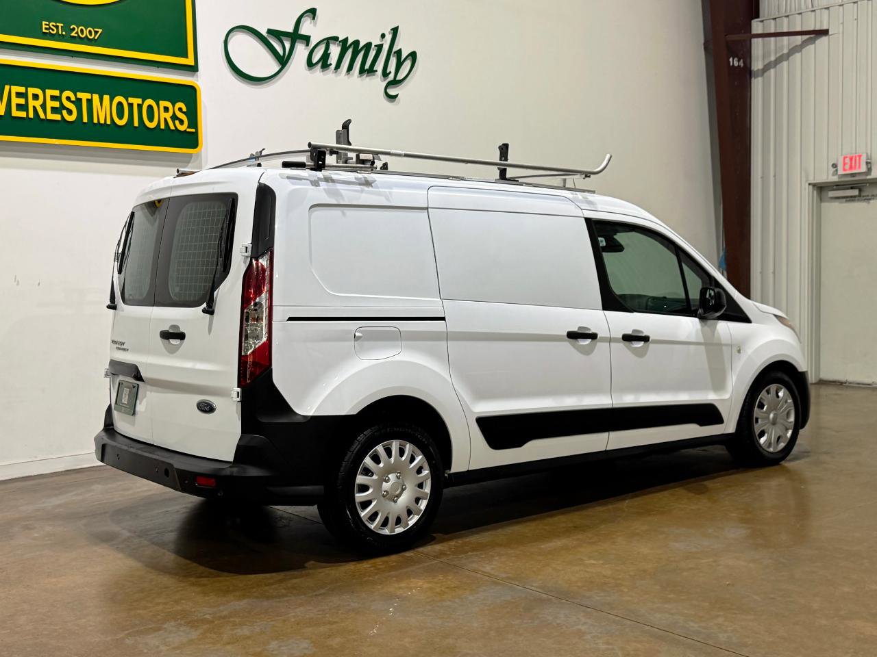 Used 2019 Ford Transit Connect XL image 8