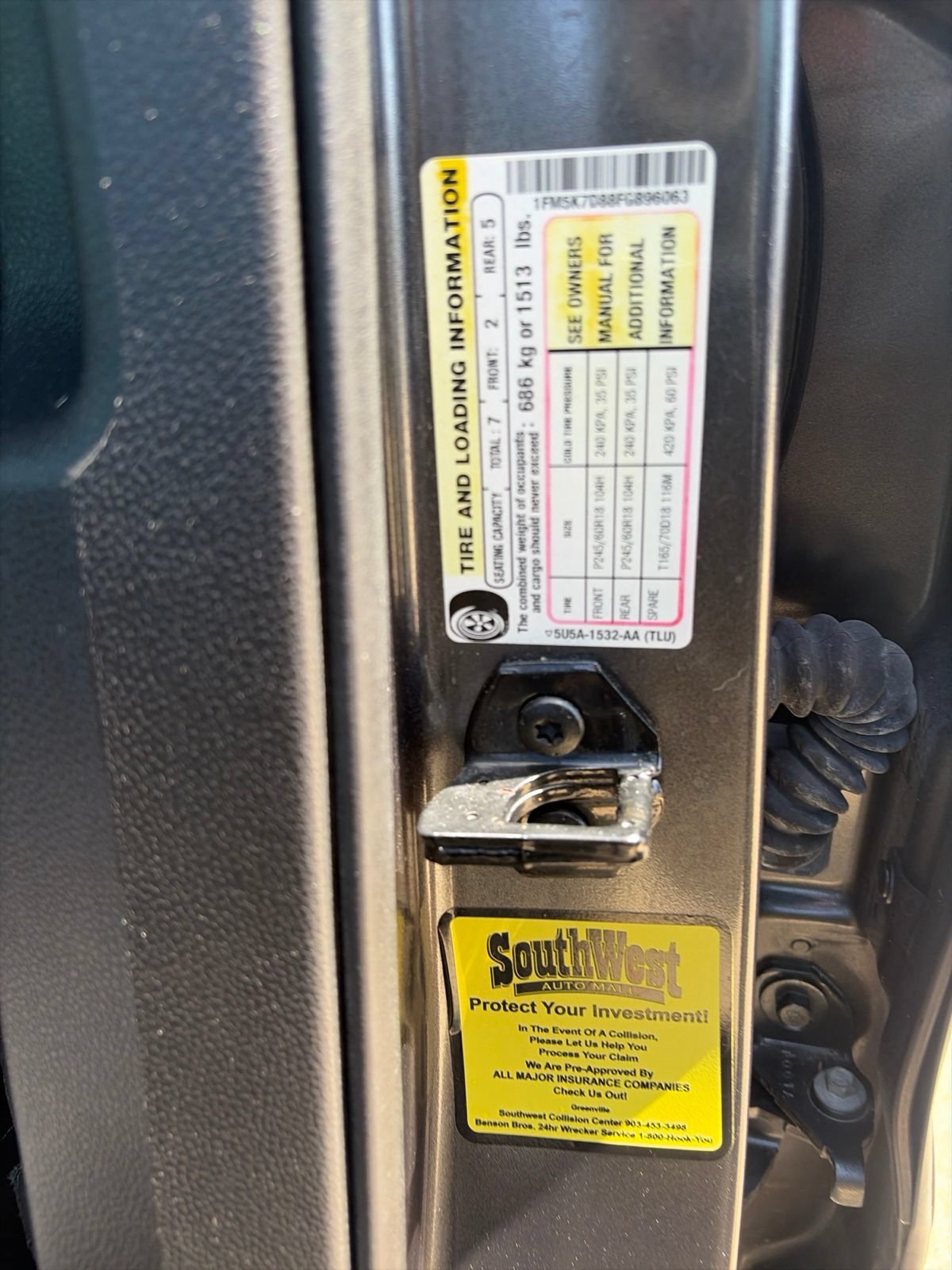 Used 2015 Ford Explorer XLT w/ Equipment Group 202B FWD image 15