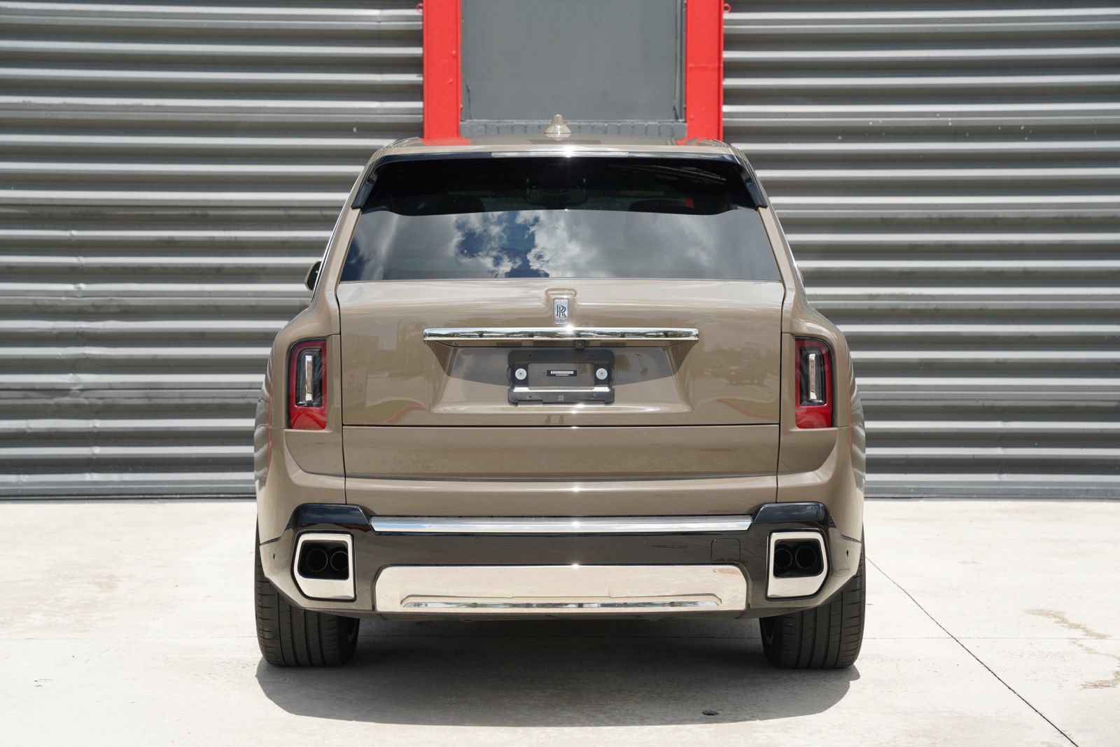 Used 2025 Rolls-Royce Cullinan AWD/4WD image 9