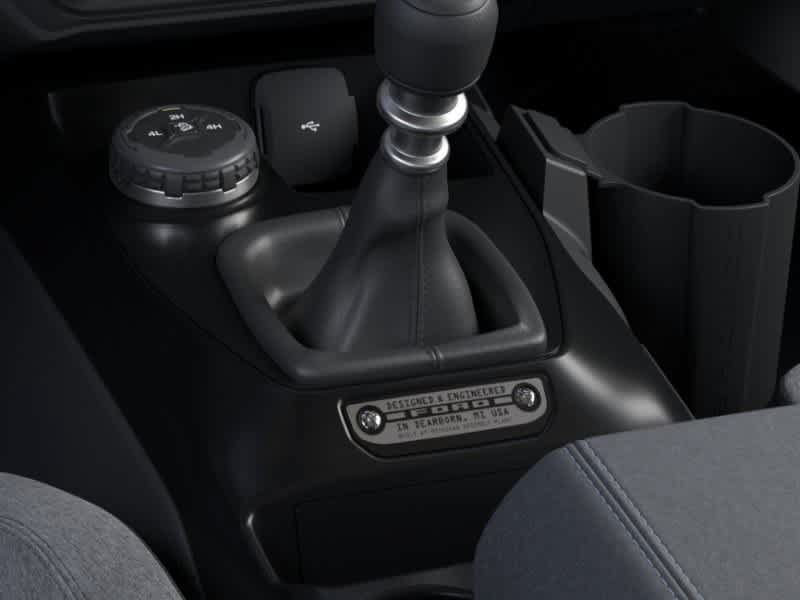 New 2026 Ford Bronco 2-Door AWD/4WD image 18