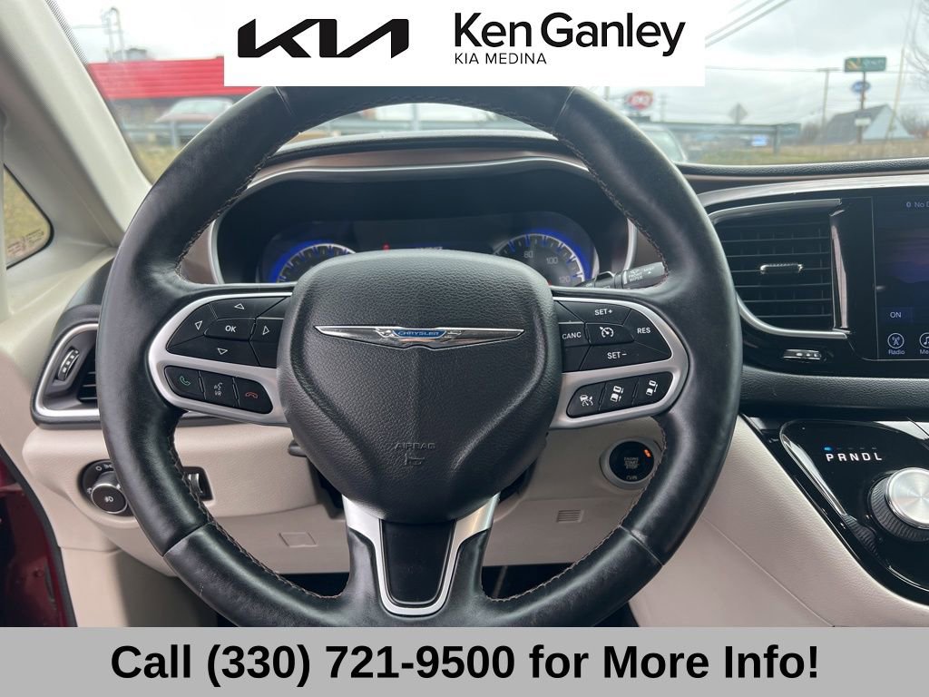 Used 2017 Chrysler Pacifica Touring-L Plus w/ Advanced Safetytec Group image 32