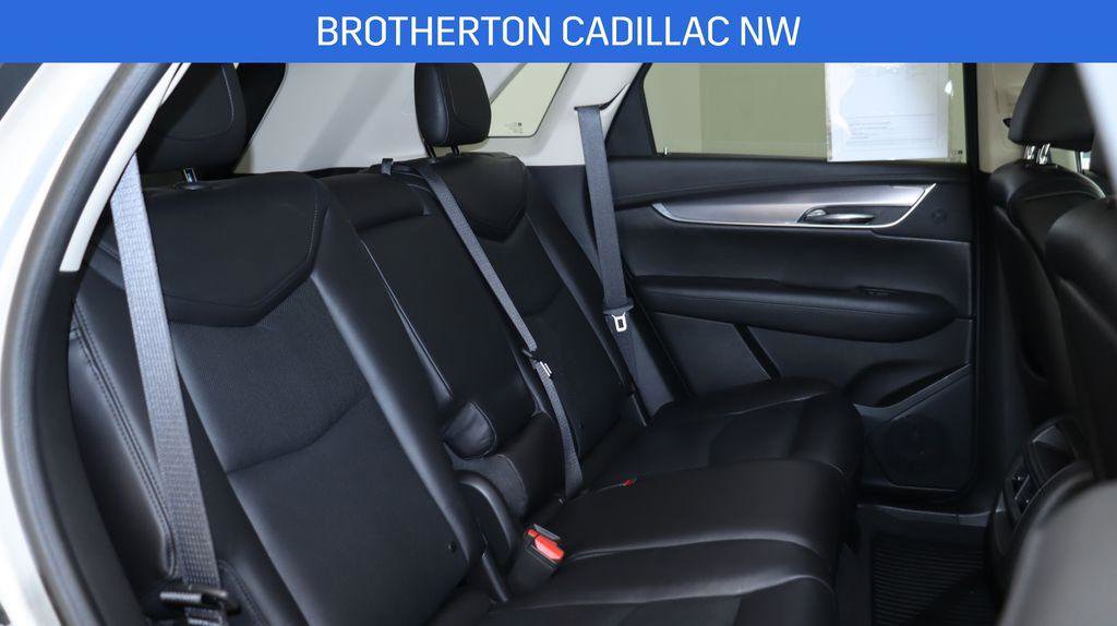 Used 2017 Cadillac XT5 Premium Luxury w/ Driver Assist Package image 25