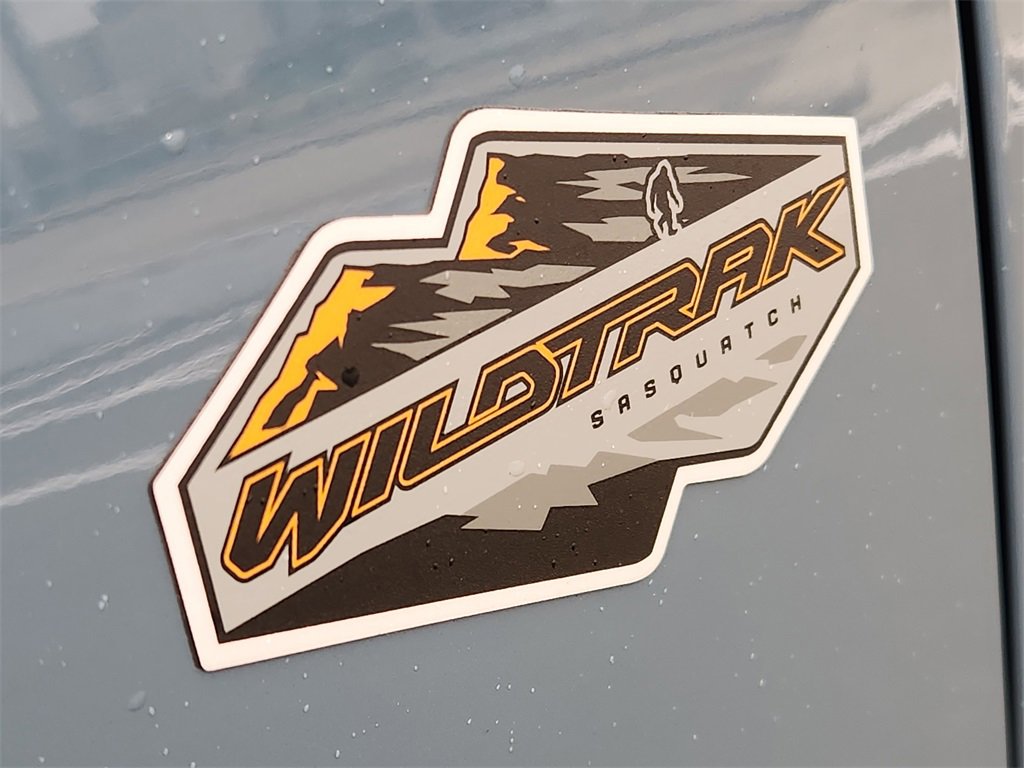 Used 2023 Ford Bronco Wildtrak image 12