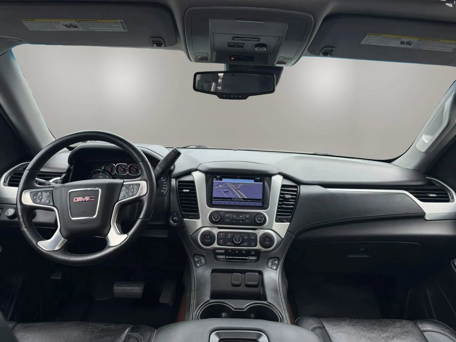 Used 2017 GMC Yukon XL SLT w/ Premium Edition AWD/4WD image 37