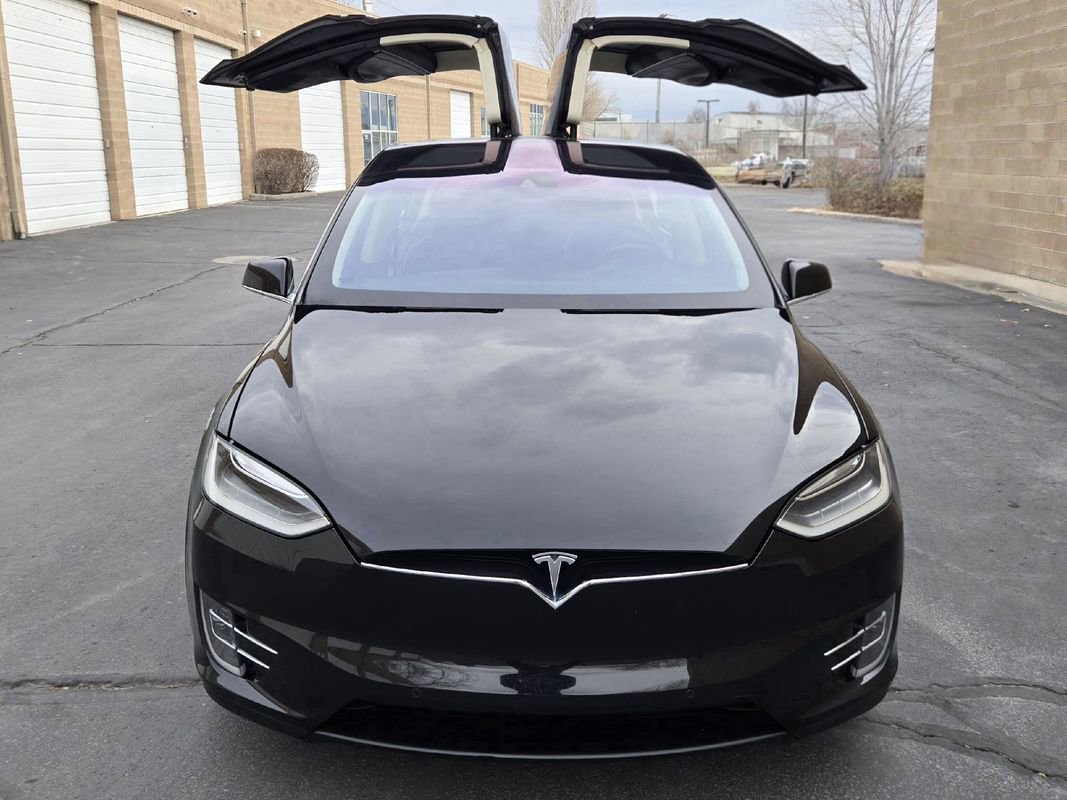 Used 2016 Tesla Model X 90D AWD/4WD image 9