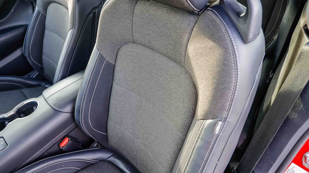 Used 2024 Ford Mustang Convertible RWD image 29