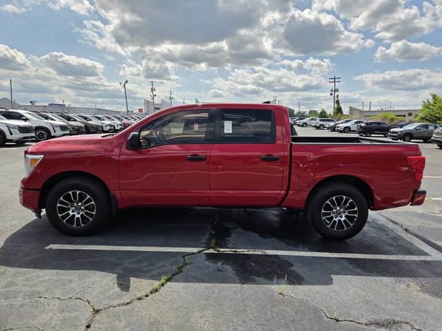 Used 2023 Nissan Titan SV RWD image 7