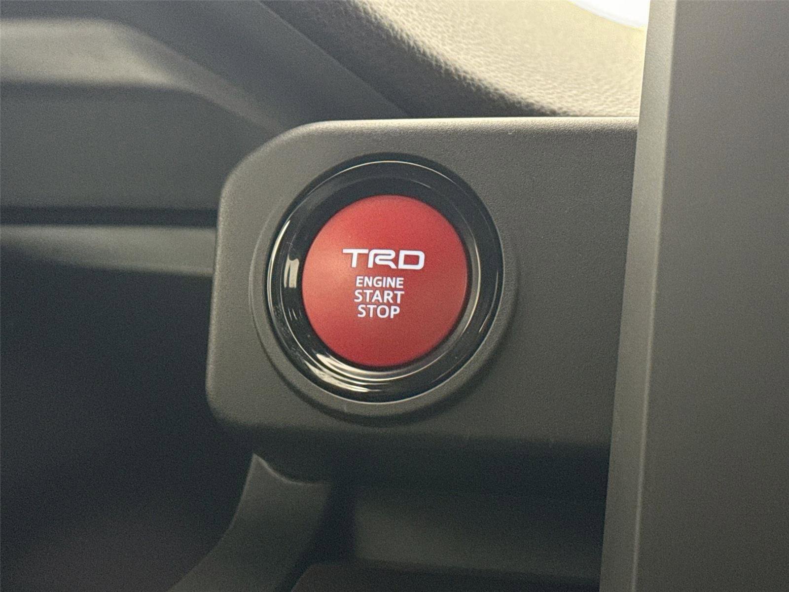 Certified 2025 Toyota Tacoma TRD Sport image 21