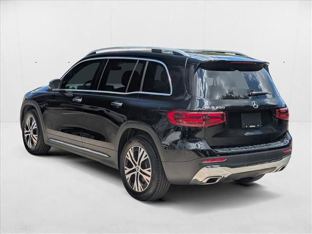 Used 2025 Mercedes-Benz GLB 250 image 8