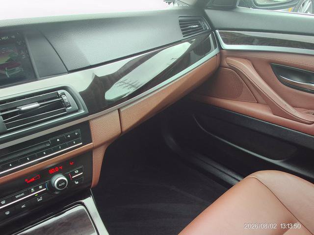 Used 2013 BMW 535i xDrive Sedan AWD/4WD image 12