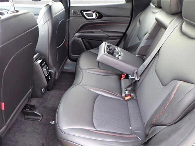 New 2026 Jeep Compass Trailhawk w/ Sun, Sound & Navigation Group AWD/4WD image 10
