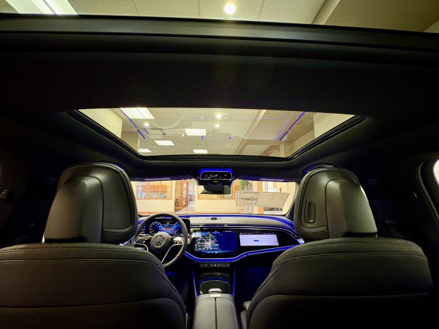 New 2026 Mercedes-Benz E 450 4MATIC Sedan image 21
