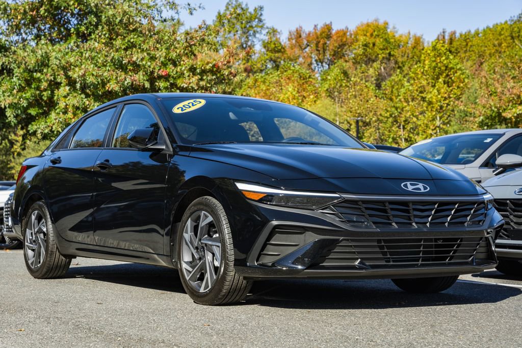 Certified 2025 Hyundai Elantra Sport