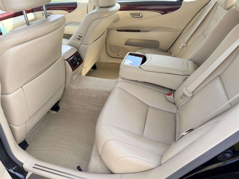 Used 2010 Lexus LS 460 L RWD image 37
