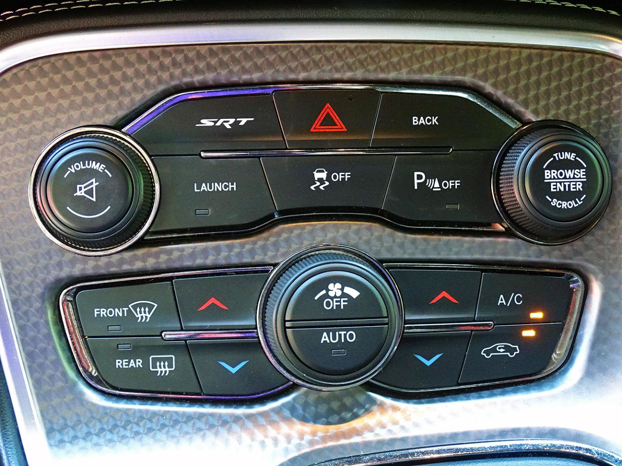 Used 2015 Dodge Challenger SRT Hellcat RWD image 41