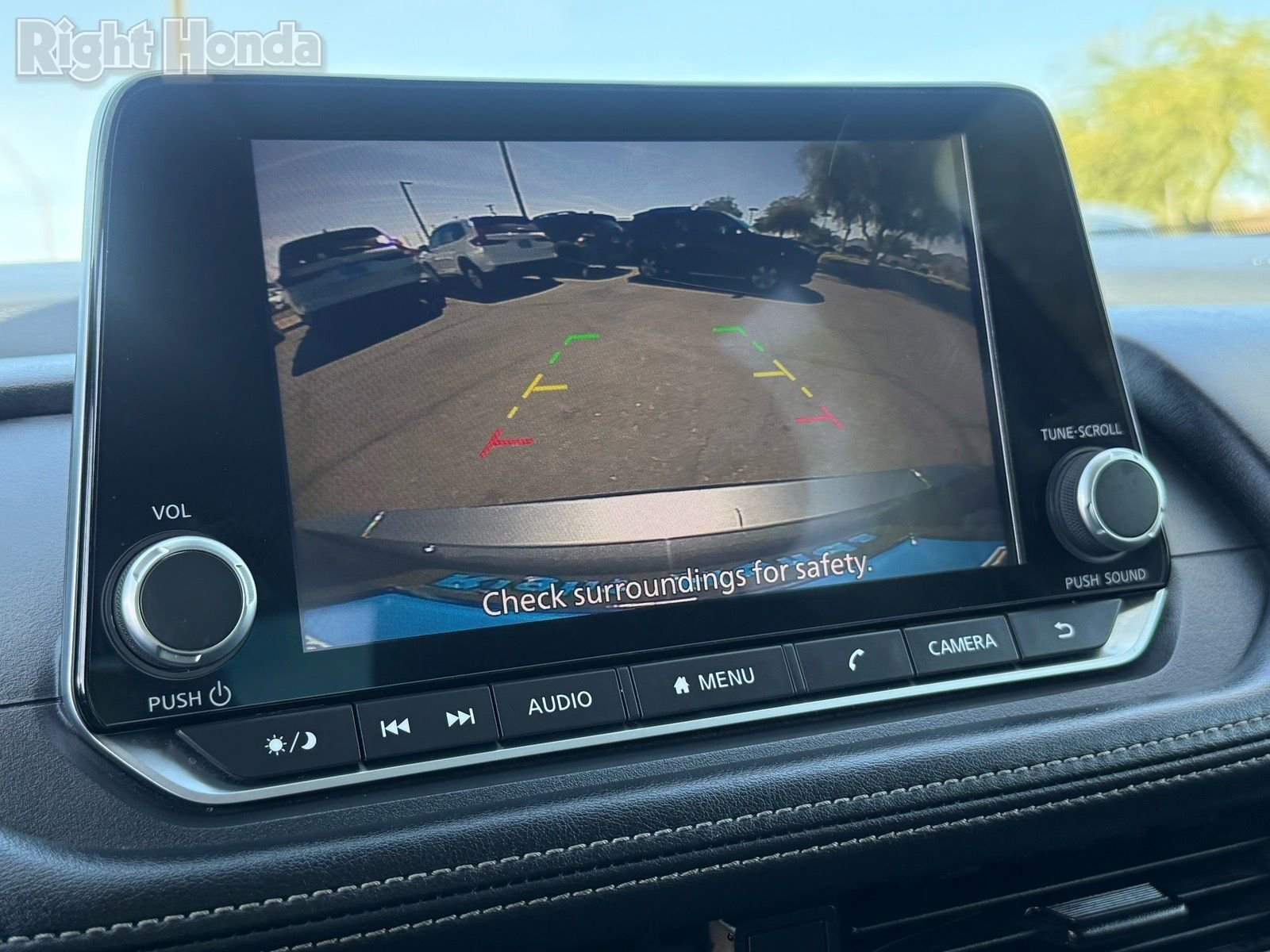 Used 2024 Nissan Rogue S image 22