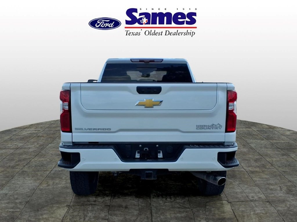 Used 2024 Chevrolet Silverado 3500 High Country w/ High Country Premium Package AWD/4WD image 6