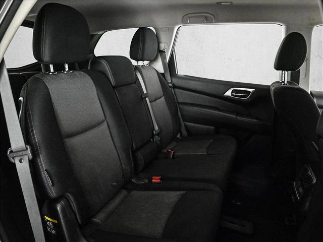 Used 2019 Nissan Pathfinder S image 20