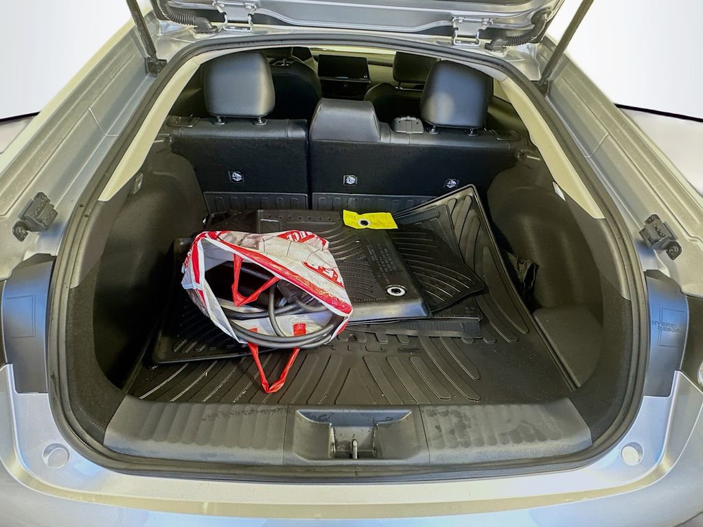 Used 2025 Toyota Prius XSE image 25