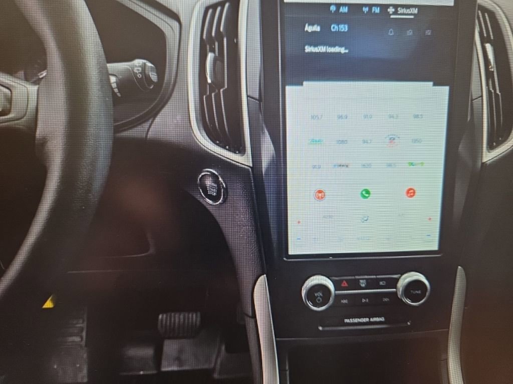 Used 2022 Ford Edge SEL w/ Convenience Package image 9