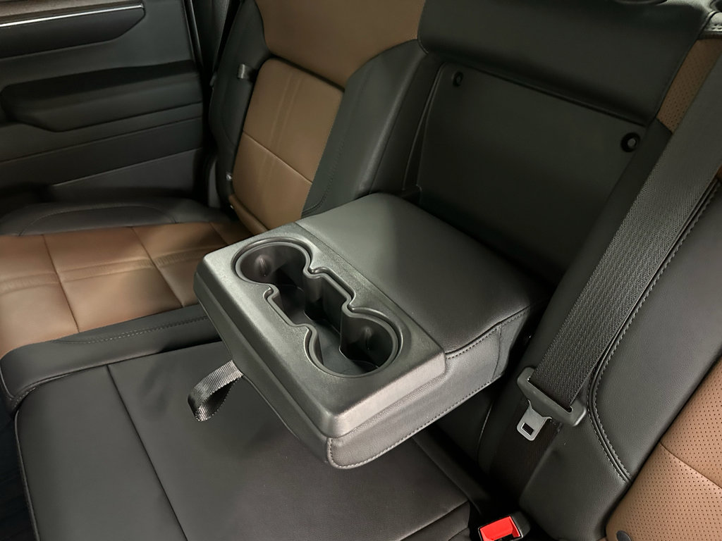 Certified 2024 Chevrolet Silverado 1500 High Country w/ High Country Premium Package AWD/4WD image 37