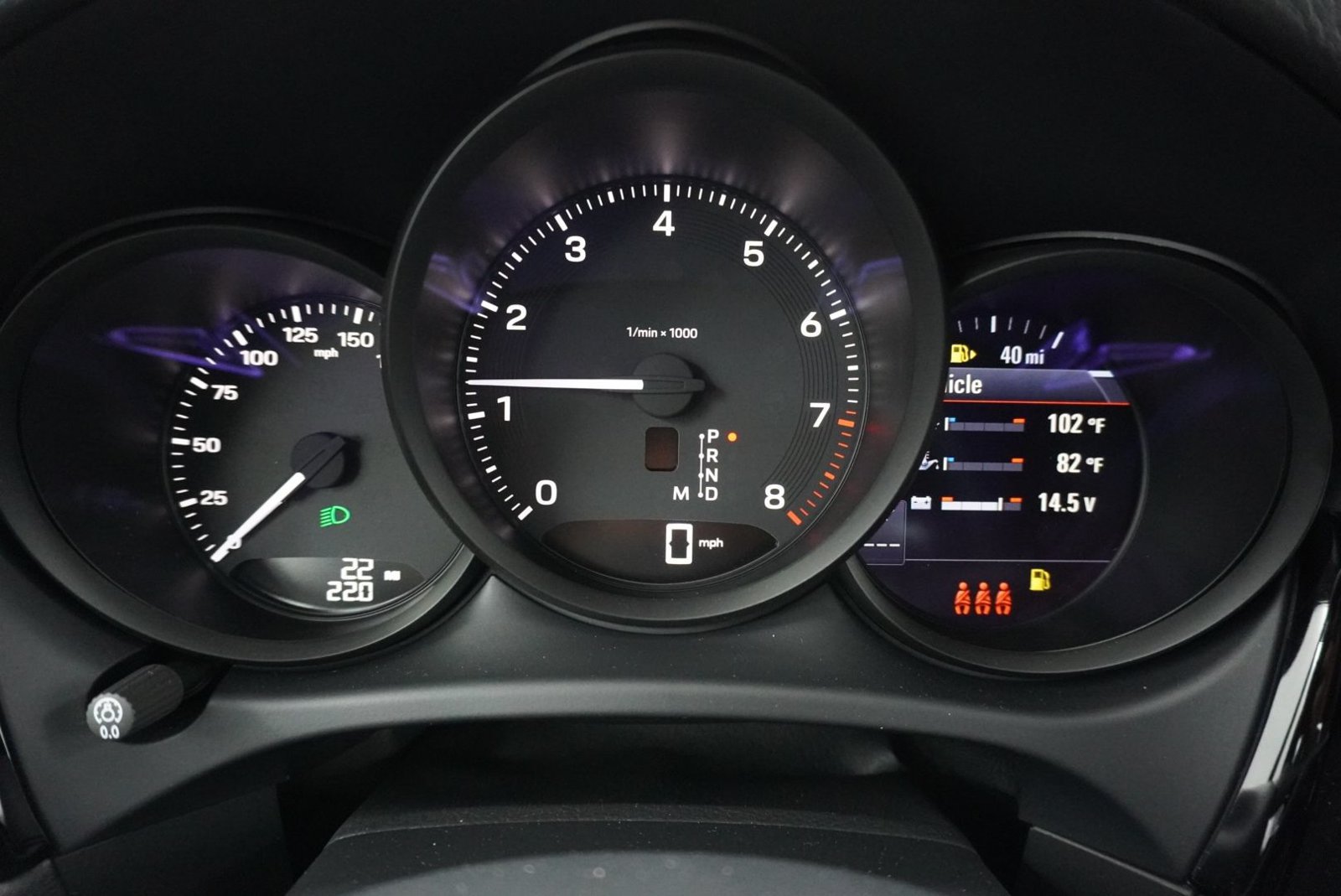 New 2026 Porsche Macan AWD/4WD image 17