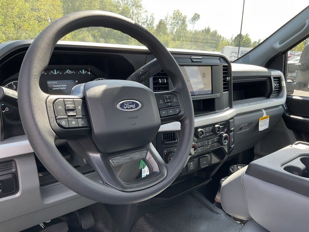 New 2026 Ford F350 XL image 22