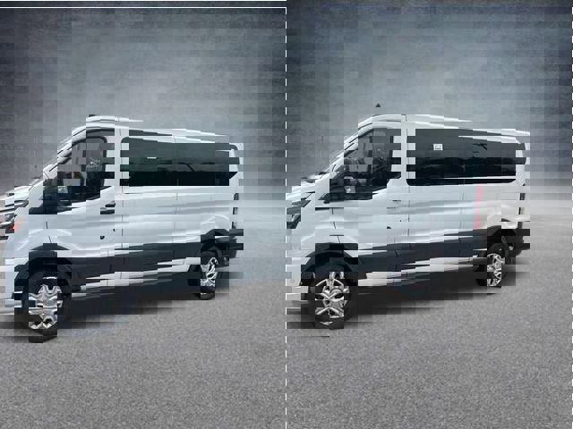 Used 2023 Ford Transit 350 XLT image 12