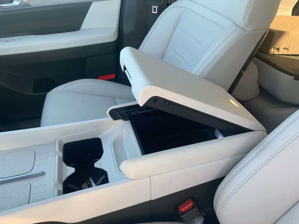 New 2025 Hyundai Santa Fe Calligraphy image 22