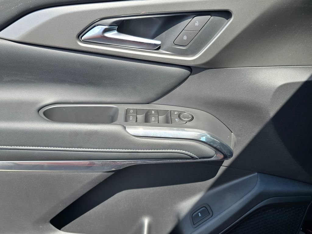 New 2026 Chevrolet Traverse LT w/ Driver Confidence Package image 16