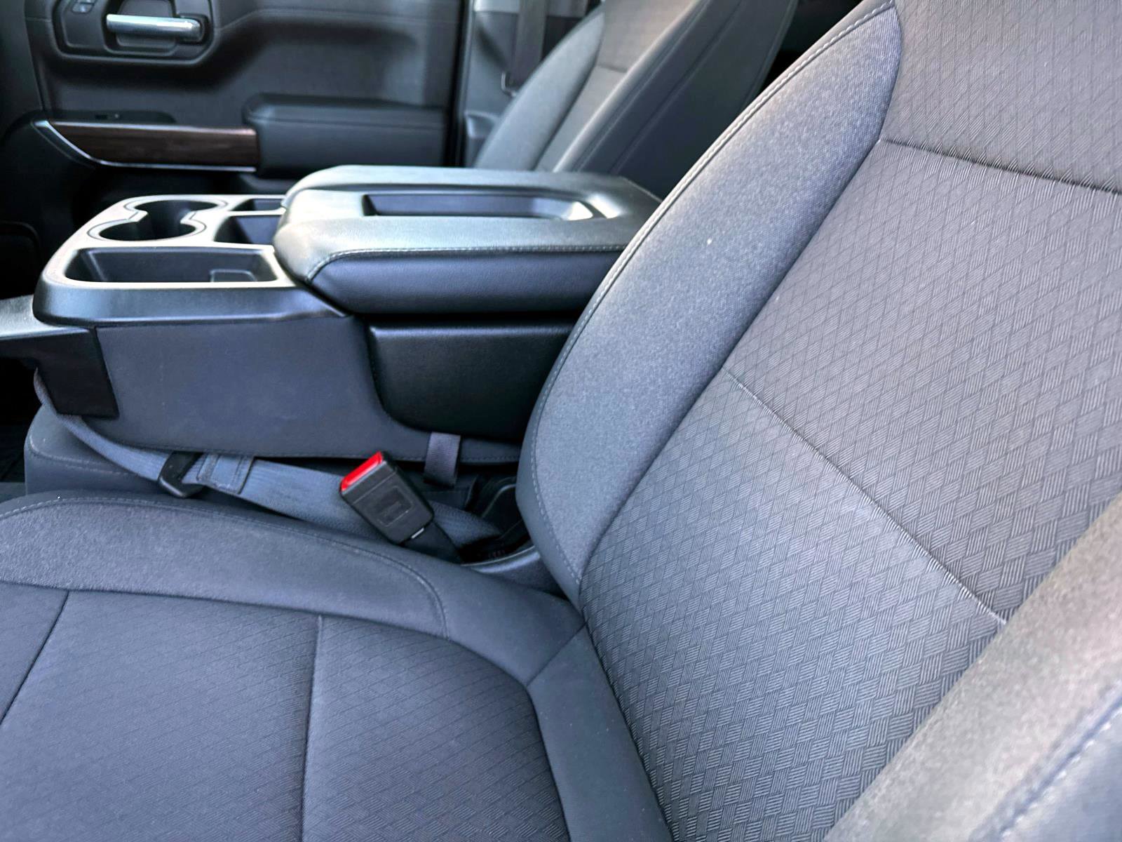 Used 2020 Chevrolet Silverado 1500 LT w/ Trailering Package image 10