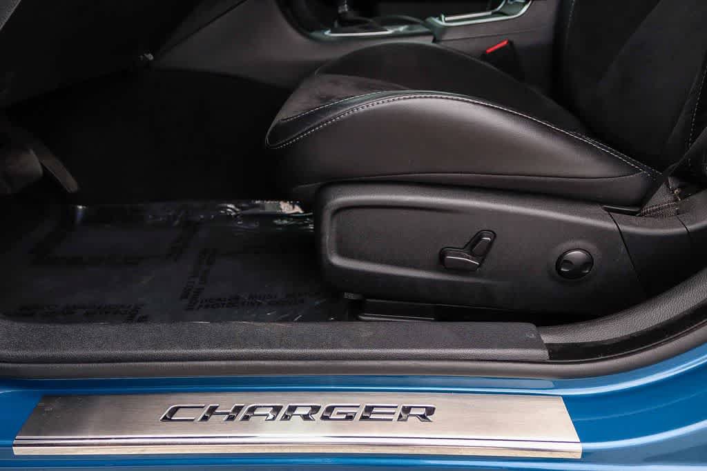 Used 2022 Dodge Charger Scat Pack RWD image 20