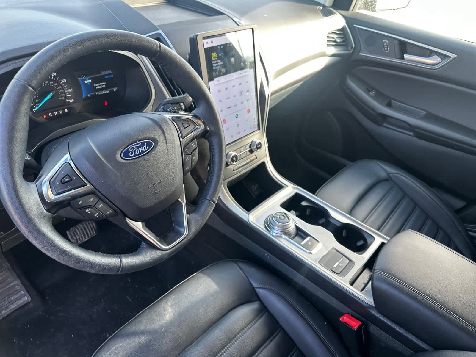 Used 2024 Ford Edge SEL w/ Convenience Package image 11