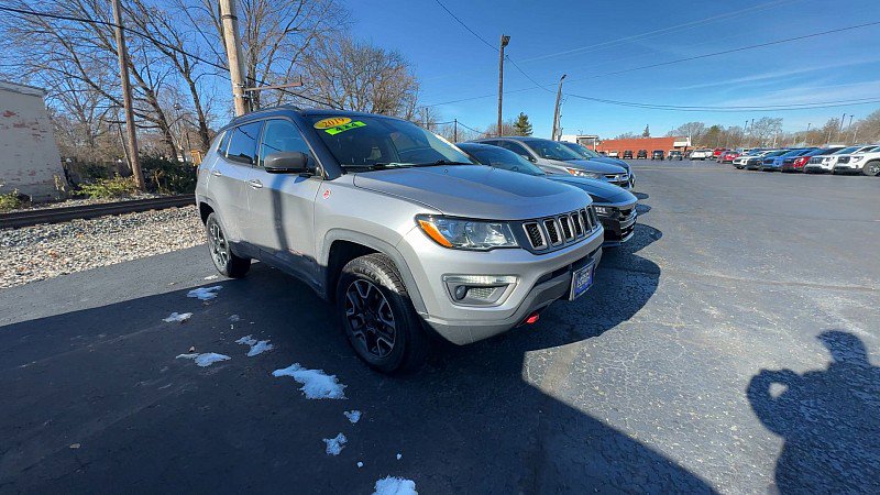 Used 2019 Jeep Compass Trailhawk image 6