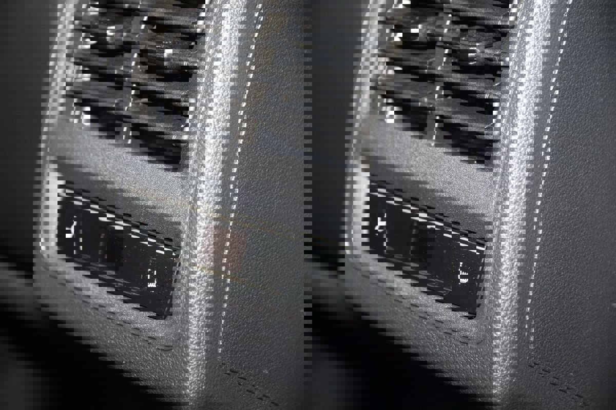 Used 2024 Volkswagen Golf R image 16