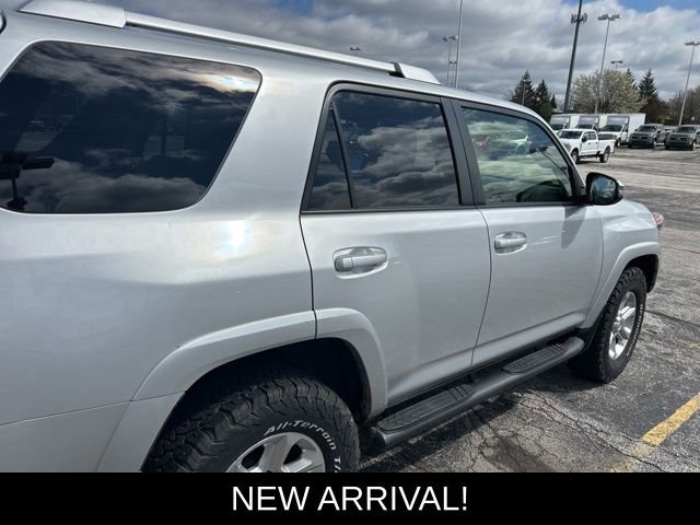 Used 2017 Toyota 4Runner SR5 Premium image 4