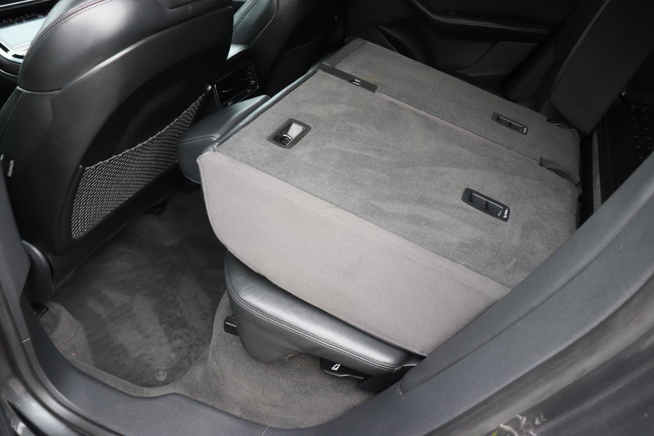 Used 2019 Audi Q8 Prestige image 28