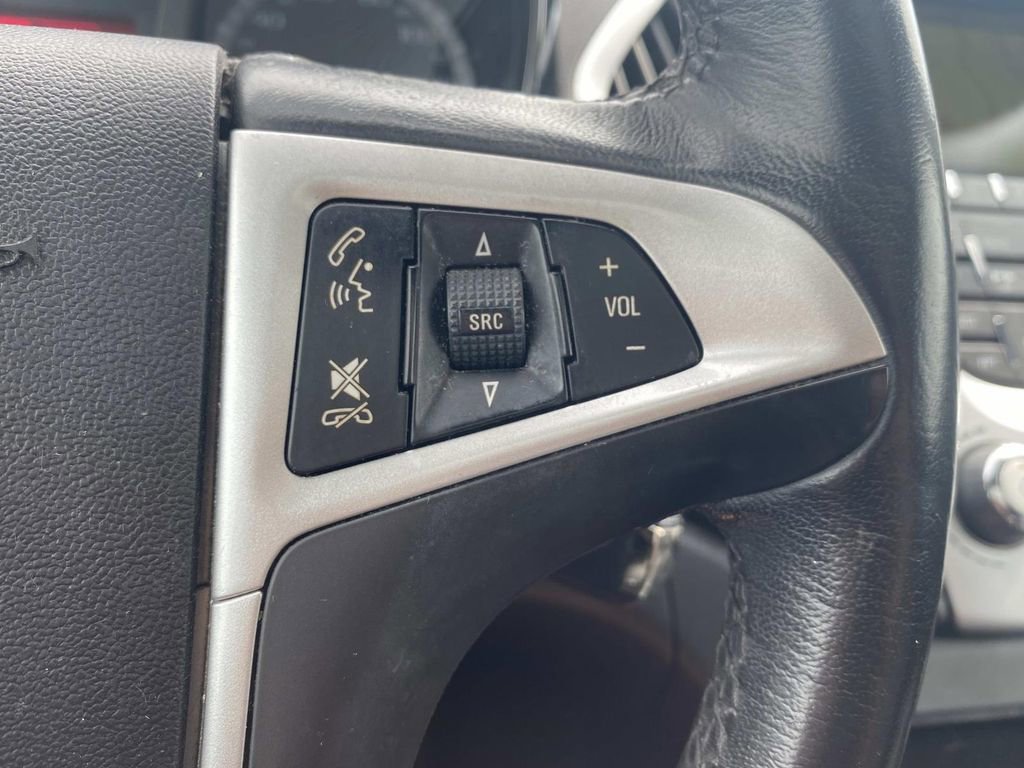 Used 2017 GMC Terrain SLT w/ Open Road Package image 28