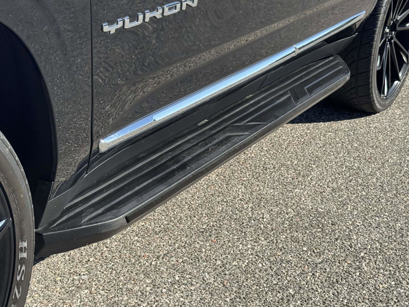 Used 2021 GMC Yukon SLT w/ SLT Luxury Plus Package image 42