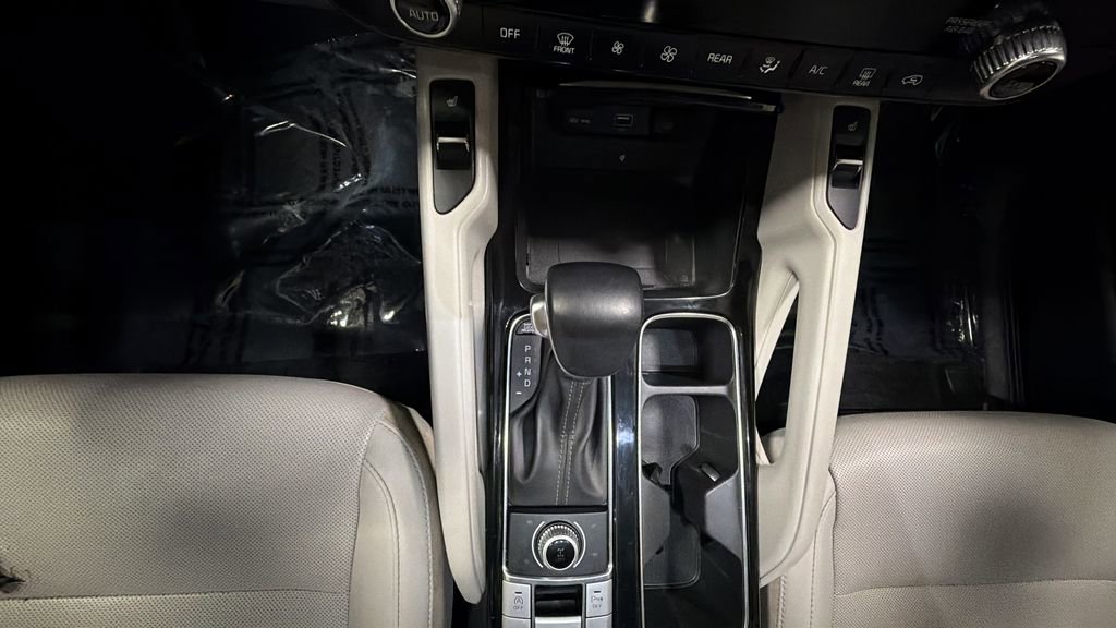Used 2022 Kia Telluride S image 17