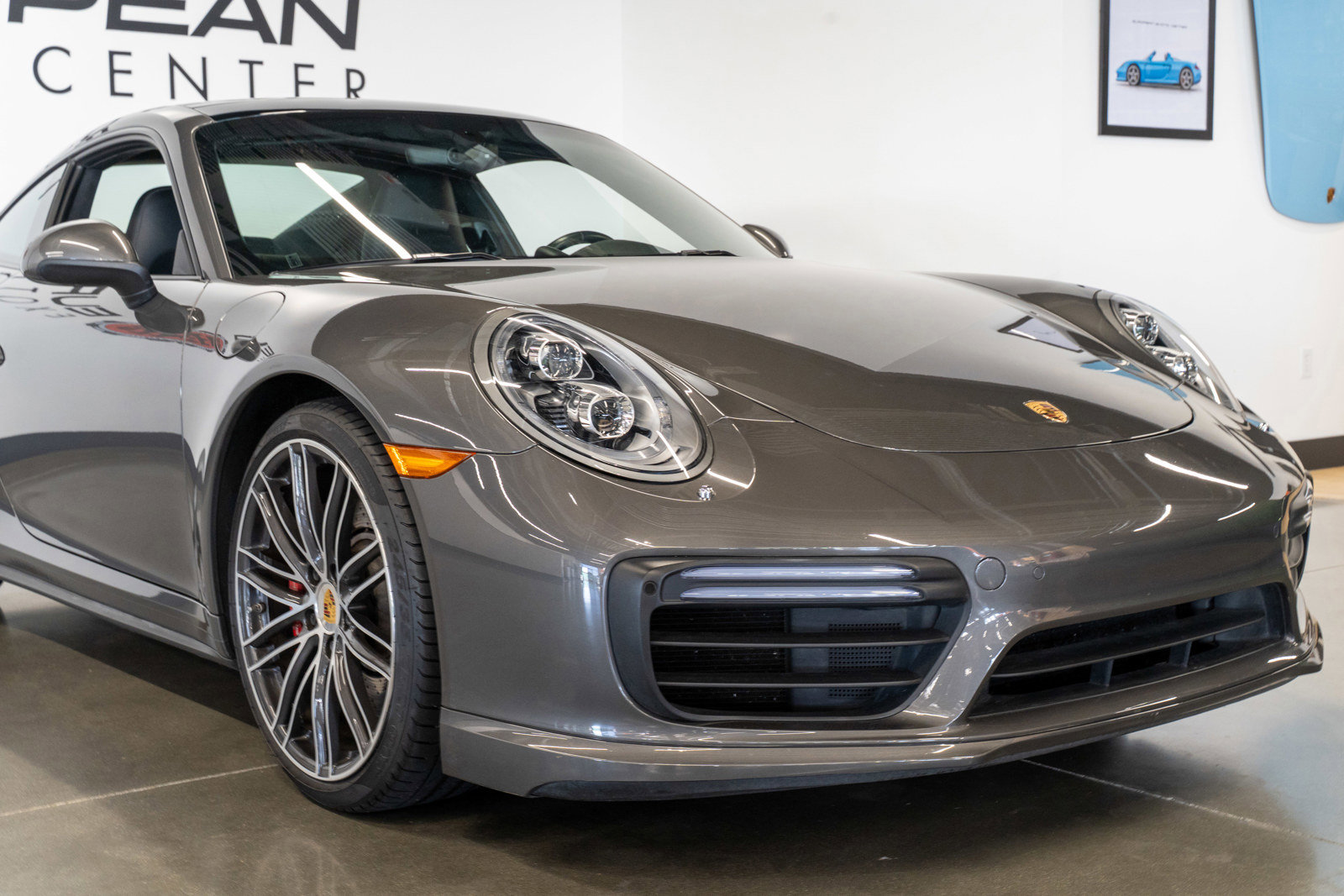 Used 2017 Porsche 911 Turbo AWD/4WD image 19