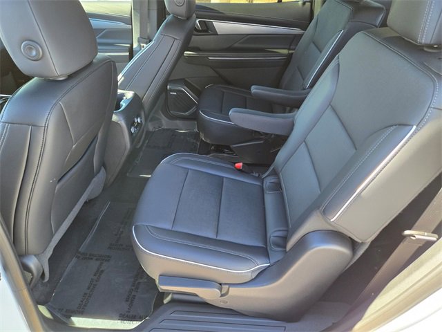 Used 2025 Buick Enclave Preferred image 14