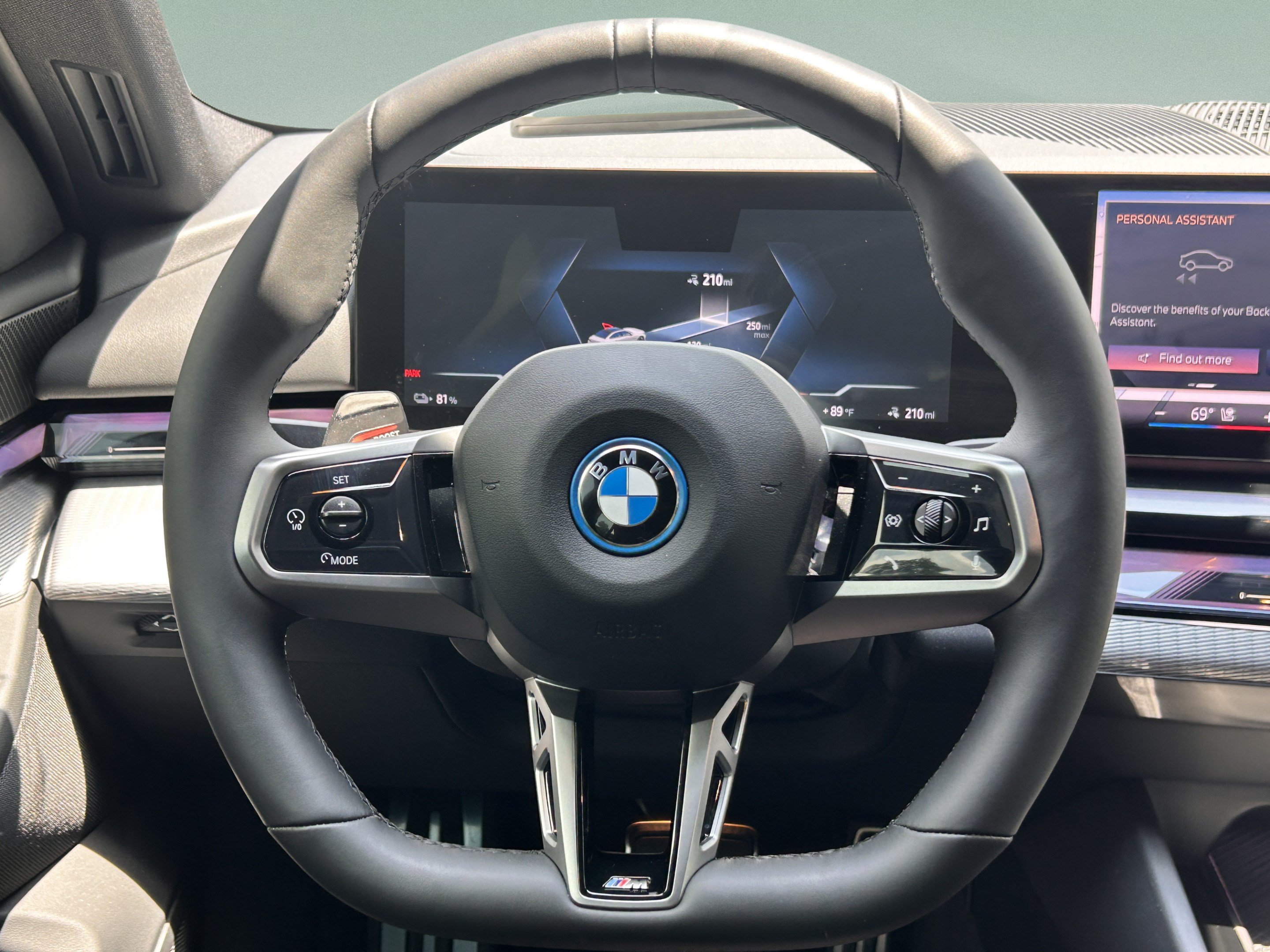 Used 2024 BMW i5 eDrive40i w/ M Sport Package RWD image 9