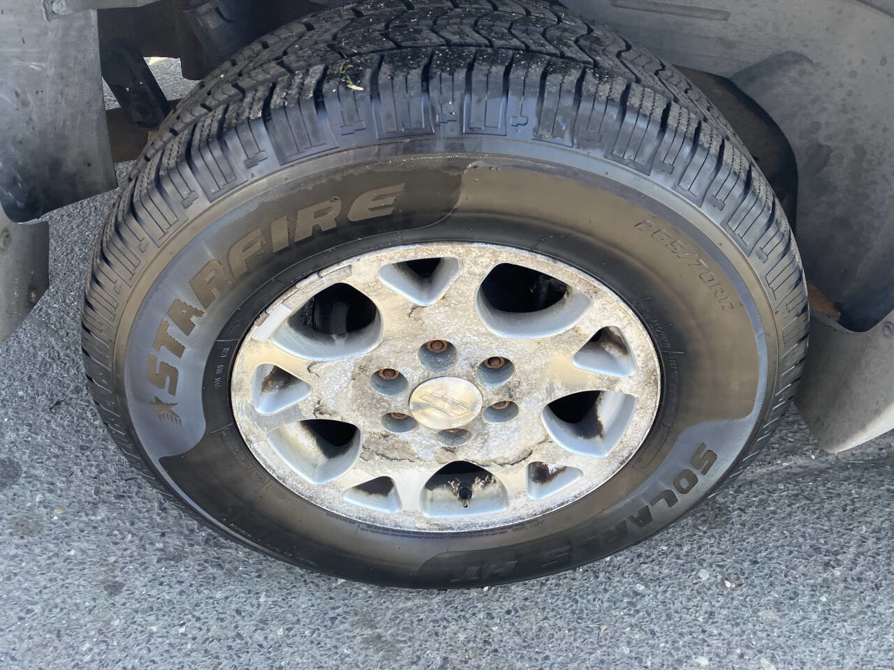 Used 2002 Chevrolet Suburban Z71 image 15