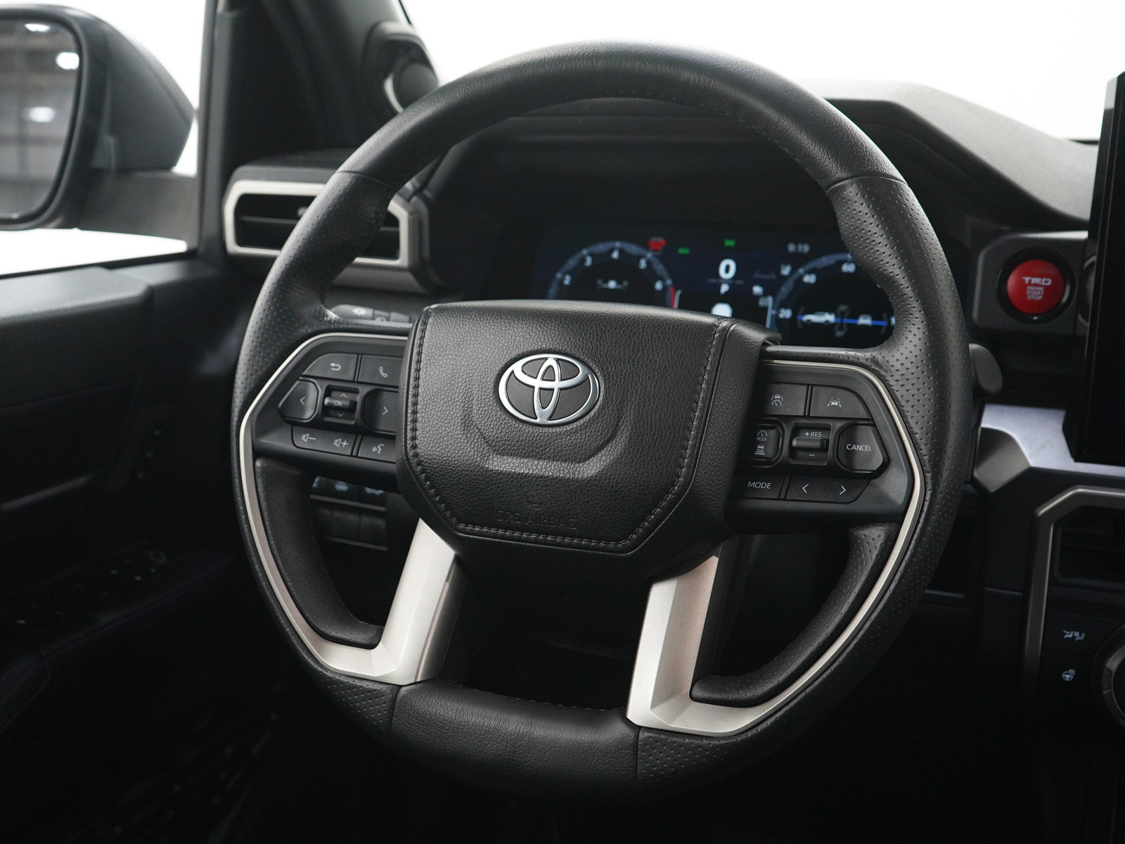 Used 2025 Toyota 4Runner TRD Sport AWD/4WD image 14