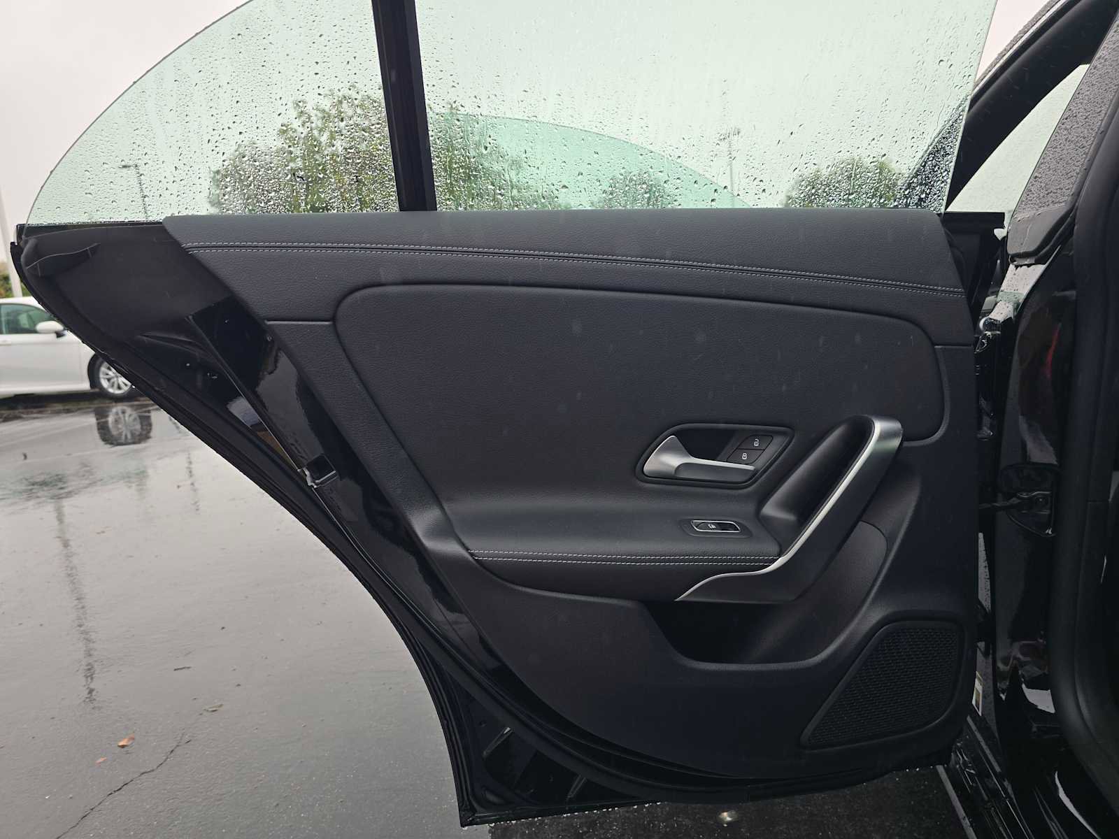 Used 2021 Mercedes-Benz CLA 250 image 16