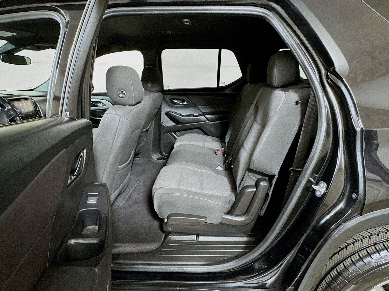Used 2023 Chevrolet Traverse LT AWD/4WD image 21